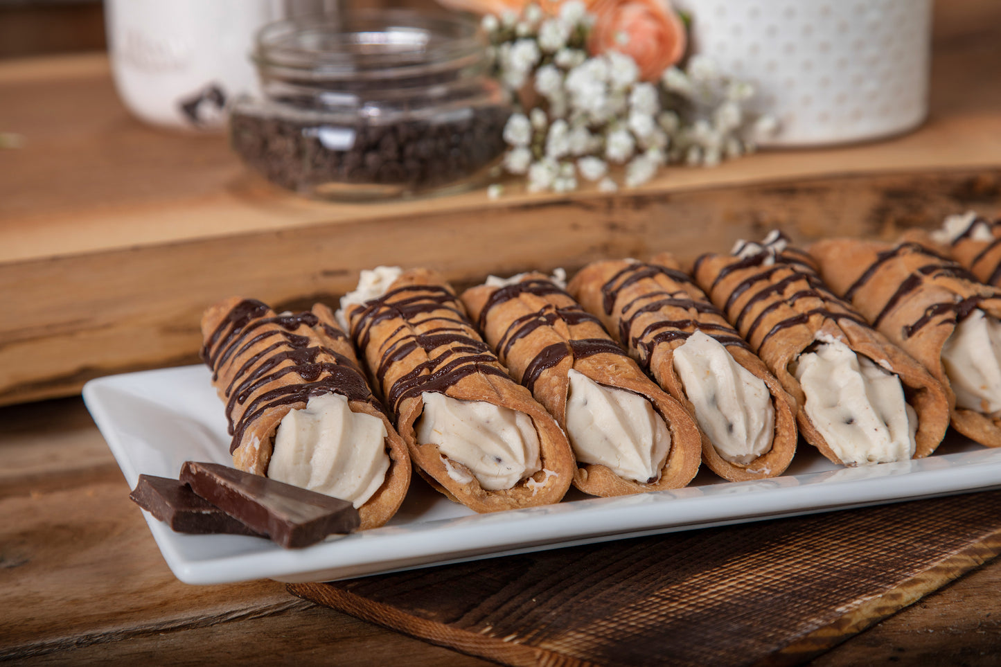Chocolate Chip Cannoli