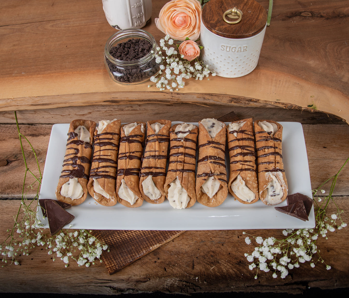 Chocolate Chip Cannoli